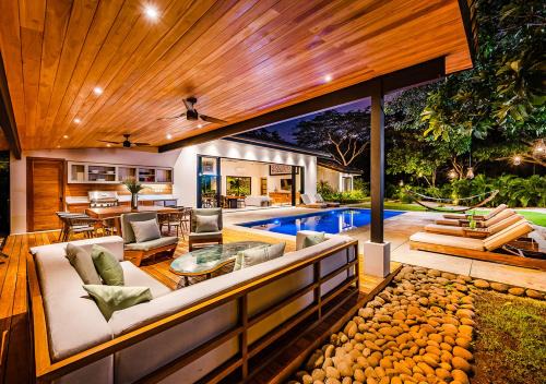 Xanadu Luxury Villa 5BR - 10P Tamarindo - Hacienda Pinilla