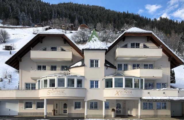 Xenia Apartments
