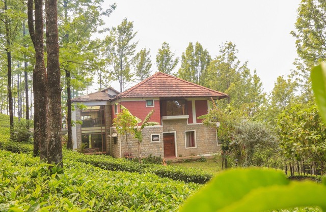Xplore Indo's Woodbrook Estate Bungalow