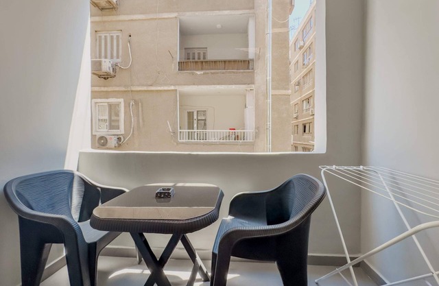 Xuru Heliopolis 1- 5 Min to Airport