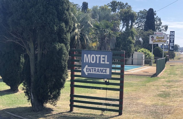 Y Motels Kingaroy