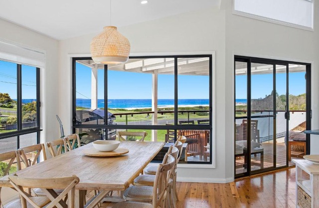 Yabbarra Beach House