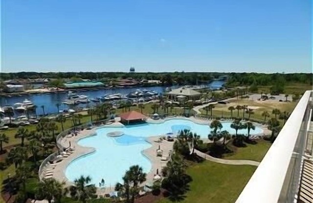 Yacht Club S #1-1104 4 Bedroom Condo by RedAwning