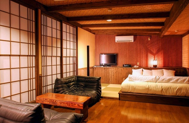 YAMABATO Half Board Seasonal Dishes / Aso Kumamoto
