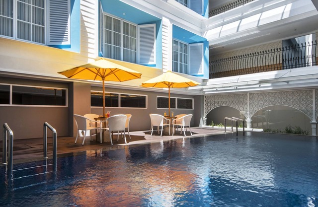 Yan's House Hotel