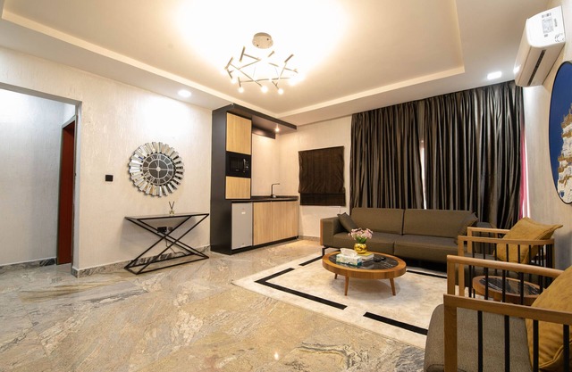 YANNA APARTMENTS BY KHALIQUES