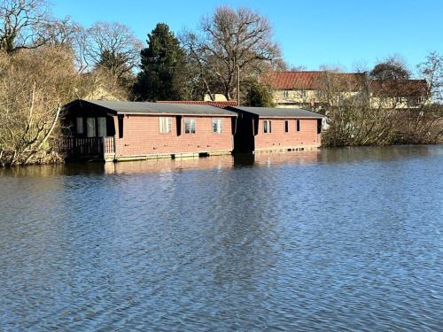 Yare River Lodge Houseboat