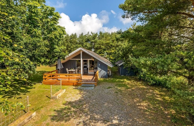 "Yarla" - 500m to the inlet by Interhome
