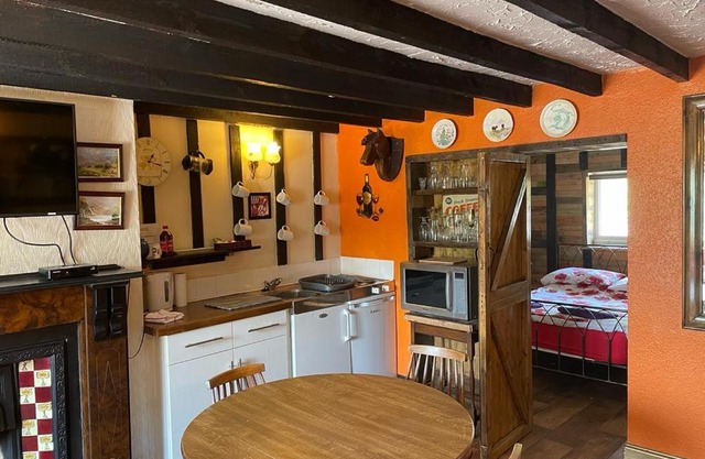 Yarm cottages byre/paddock