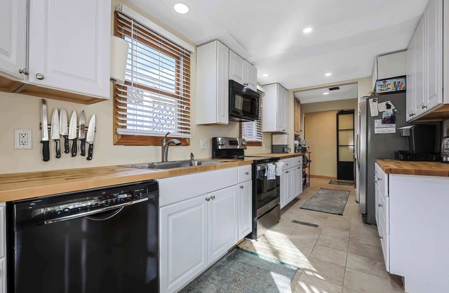 Yarmouth Escape with Pond Views & Modern Comfort