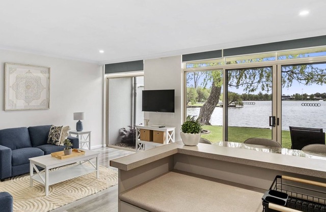 Yarrawonga Lakeside Apartment 27