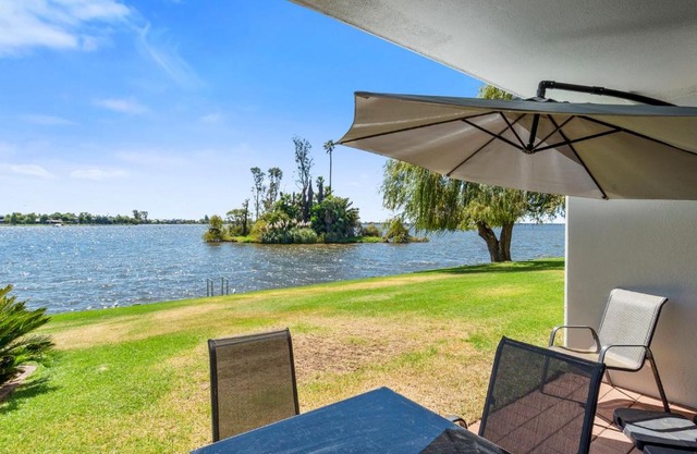 Yarrawonga Lakeside Apartment 31