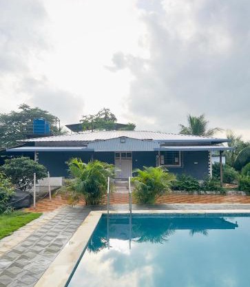 Yash Farmhouse