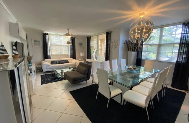 NEWLY RENOVATED! 3 BED 2BATH APT YATCH CLUB AT AVENTURA.