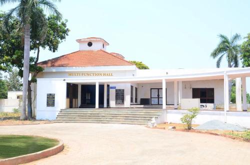 yatri nivas tada
