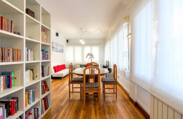 Ybarra apartment