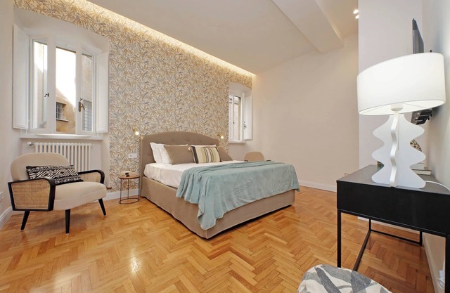 YCH-Luxury home near Piazza Venezia