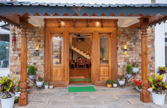Yecha House