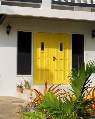 Yellow Doors - Tranquil comfortable retreat