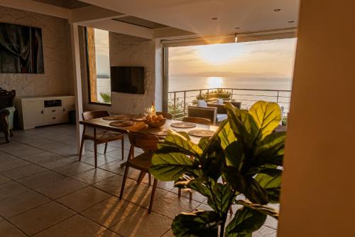 Yellow Dream Villas