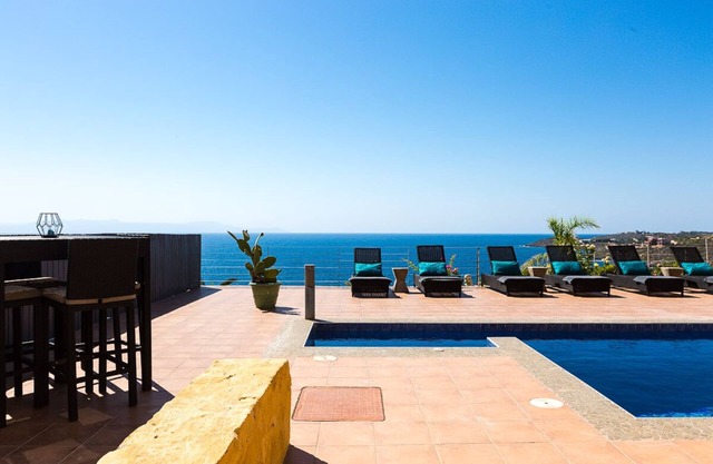 Villas de ensueño amarillo - Villa Maya