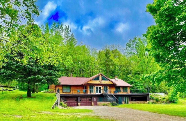 Yellow River Lodge with Pool & Hot Tub