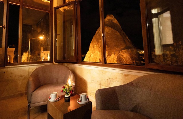 Yellow Stone Suites