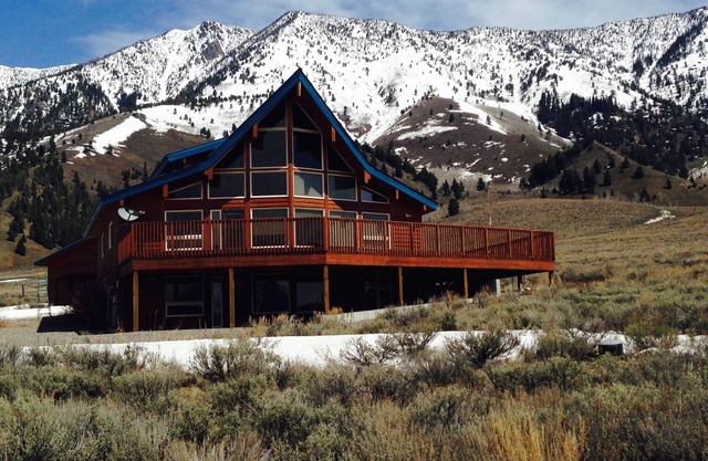 Yellowstone Adventure Cabin, Fauna y flora, pesca, etc.