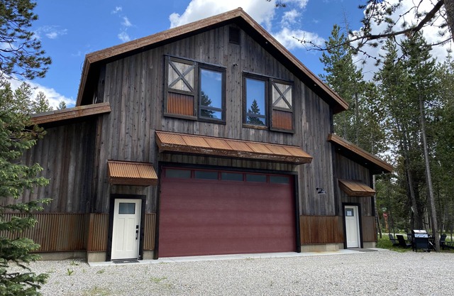 Yellowstone Dreams* 4Br, 2.5Ba, Sleeps 10, Wifi, Bbq Grill, 25 Miles to Yellowstone