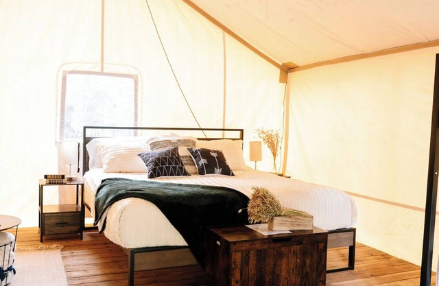 Yellowstone Family Safari Tent, sleeps 7 w/ 1 king
