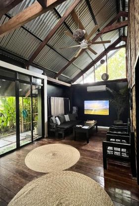 Ying Yang House Catangnan