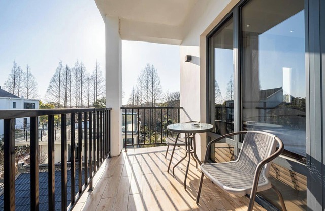 Yinshu Lunas Vila Courtyard Garden Resort Hotel (Shanghai International Tourism Resort Branch)
