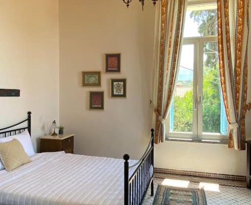 Yioklima - Renovated Neoclassical House with two bedrooms
