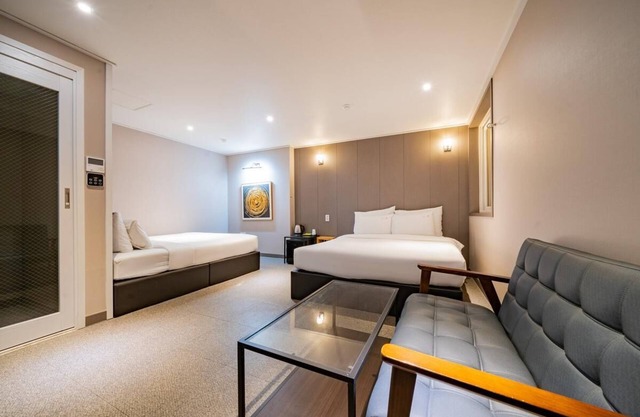 ymotel