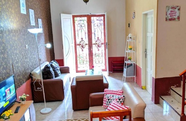 Yoga Homestay At Taman Anggrek