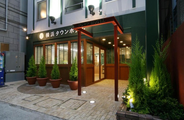 Yokohama Town Hotel