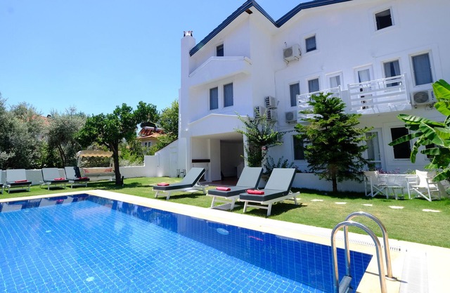 Yonca Anjelika Hotel