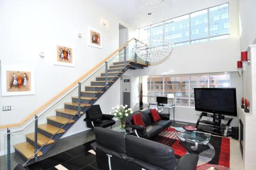 Yonge Suites Furnished Apartments