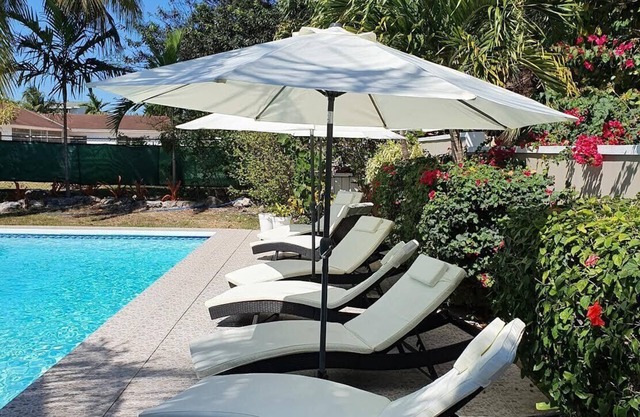 Yorkshire Place. Prefect location in Cable Beach