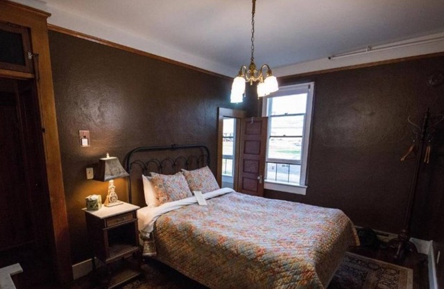 You found it! 2 Units w/ Free Onsite Parking, On-site Restaurant and Bar!