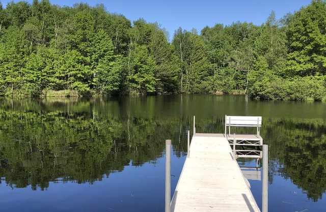 You will love this Lake Holcombe lake home property suitable for large families