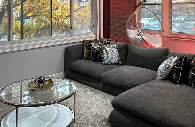 Your 2nd Home! - 2 Beds w/ parking near EWR Airport & NYC