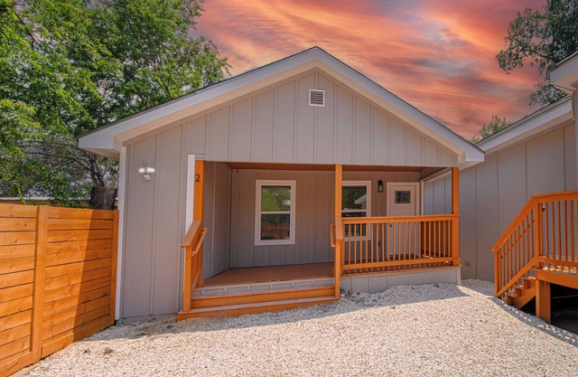 Your Amazing 3br/2ba Downtown Delight!