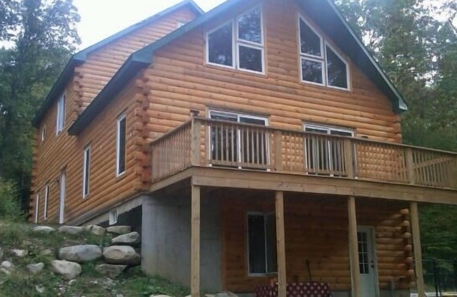 Your Dream House: Pine Log Chalet, 7 Rms, Sauna, Piscina al aire libre - Covid Sanitized