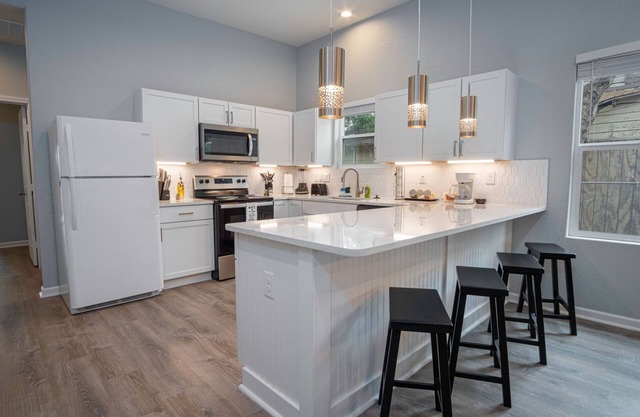 Your Dream Stay 4br/2ba Near Downtown & Riverwalk