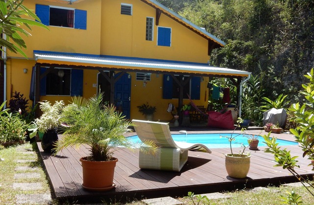 Sus vacaciones en una hermosa zona con piscina y spa