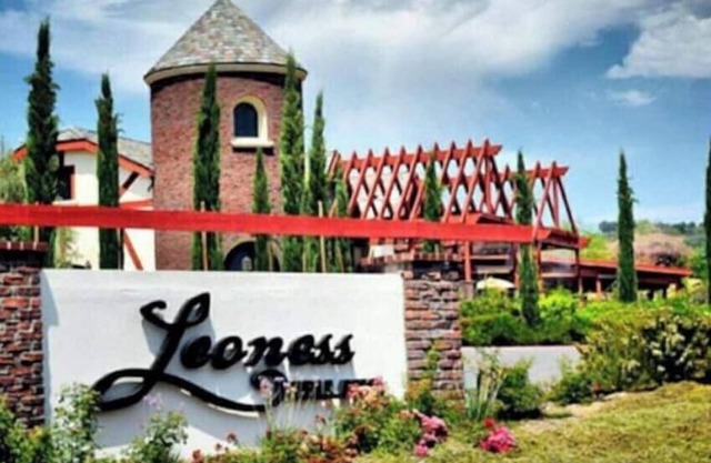 Your Home Away From Home near Wineries & Old Town