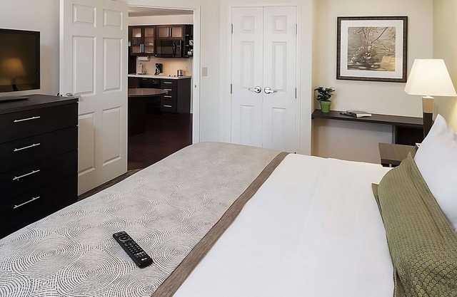 Your Home Away From Home! 2 Convenient Rooms w/ Living Room Where You Can Relax