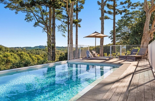Your Luxury Escape - The Valley