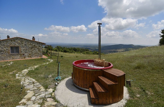Su propio retiro privado de la Toscana con impresionantes vistas, jacuzzi y sauna
